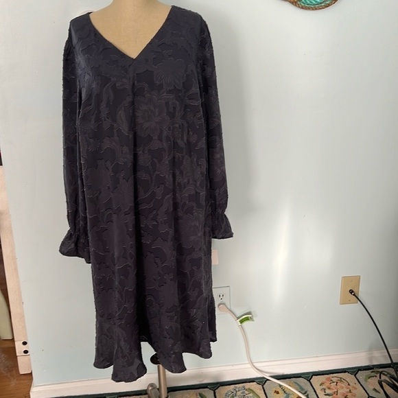 Loft Plus Ruffled Hem Sleeves Shift Dress Size 18 Plus NWT - Picture 8 of 8
